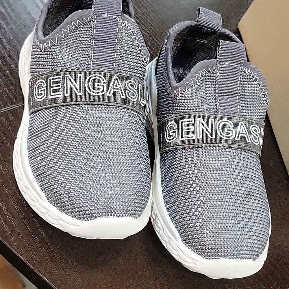 Gengasun gray toddler boys girls lightweight breathable mesh sport shoe…sz 8 NEW